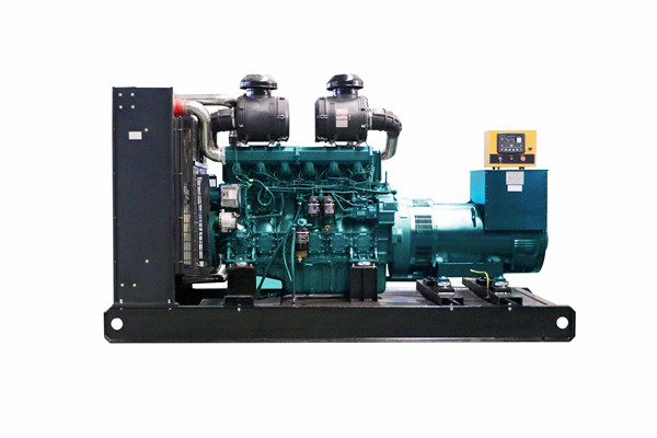 康姆勒电力300kw柴油发电机:柴油发电机的新机启动前要加注冷却液?